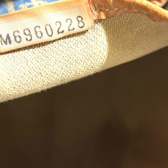 Dooney & Bourke Blue and Brown Monogram canvas / leather Tote bag - Picture 9 of 9